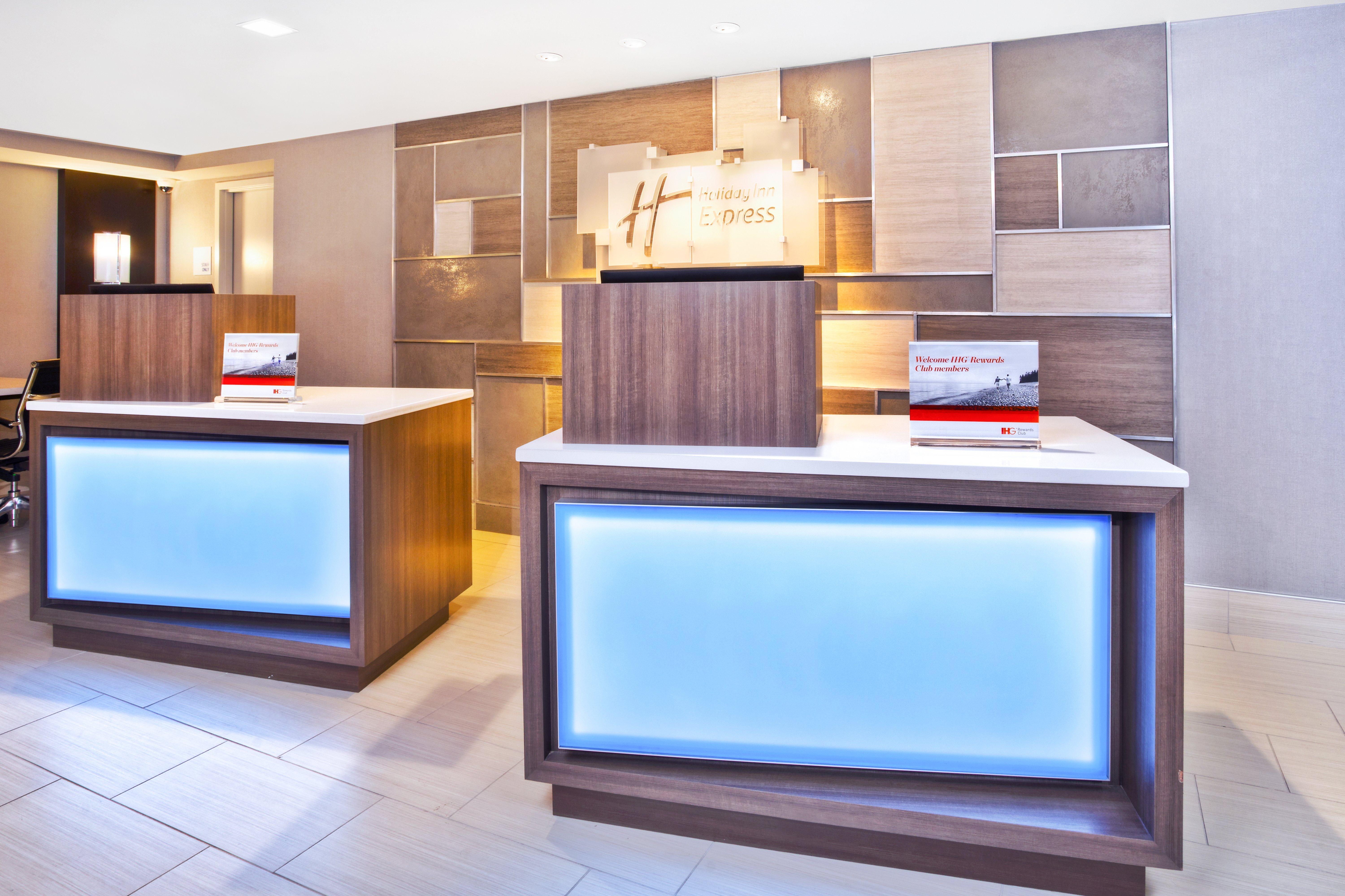 Holiday Inn Express Boston-Waltham By Ihg Екстер'єр фото