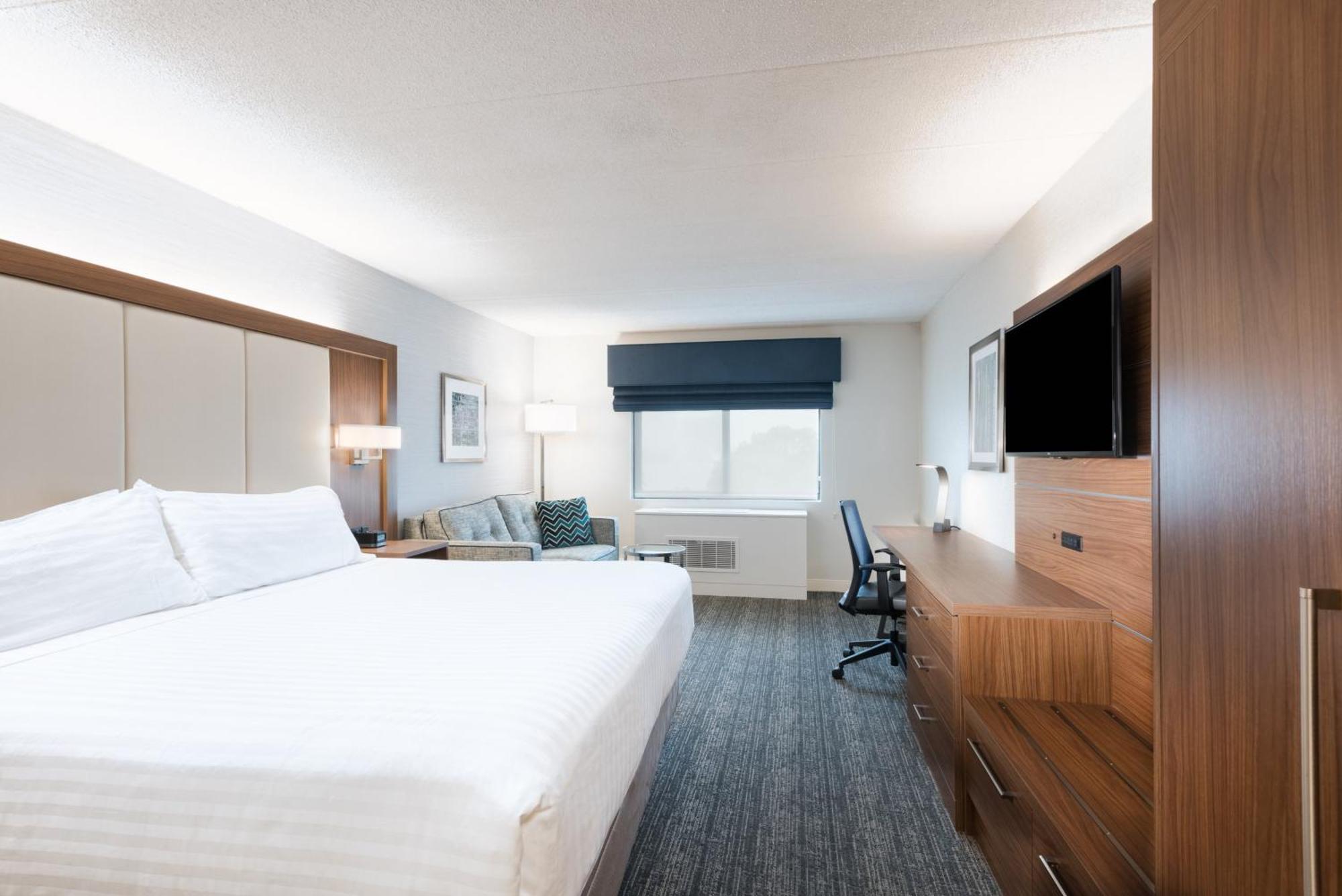 Holiday Inn Express Boston-Waltham By Ihg Екстер'єр фото
